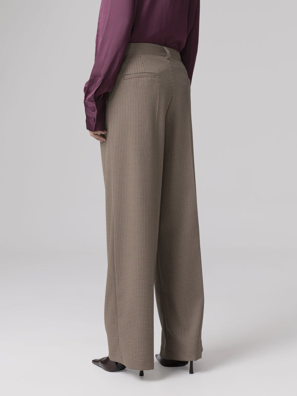 PANTALONI DRITTI CON PINCES