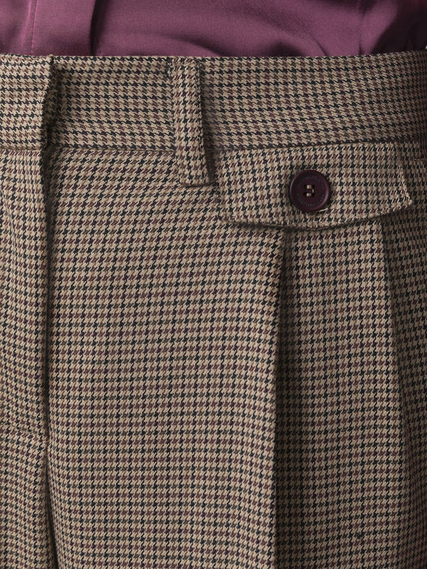 PANTALONI DRITTI CON PINCES