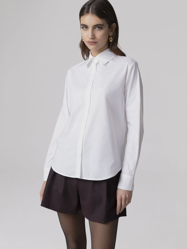CAMICIA IN POPELINE CON ABBOTTONATURA NASCOSTA