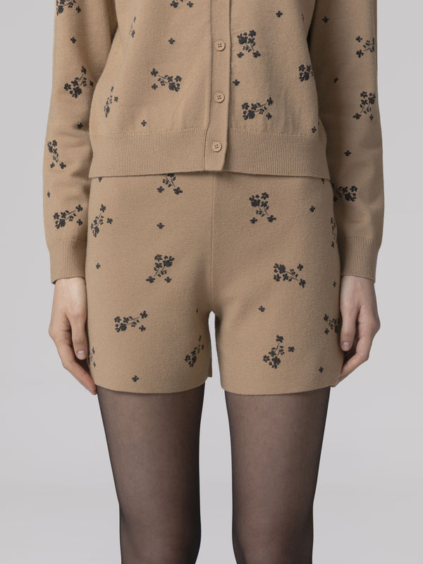 SHORT IN MAGLIERIA